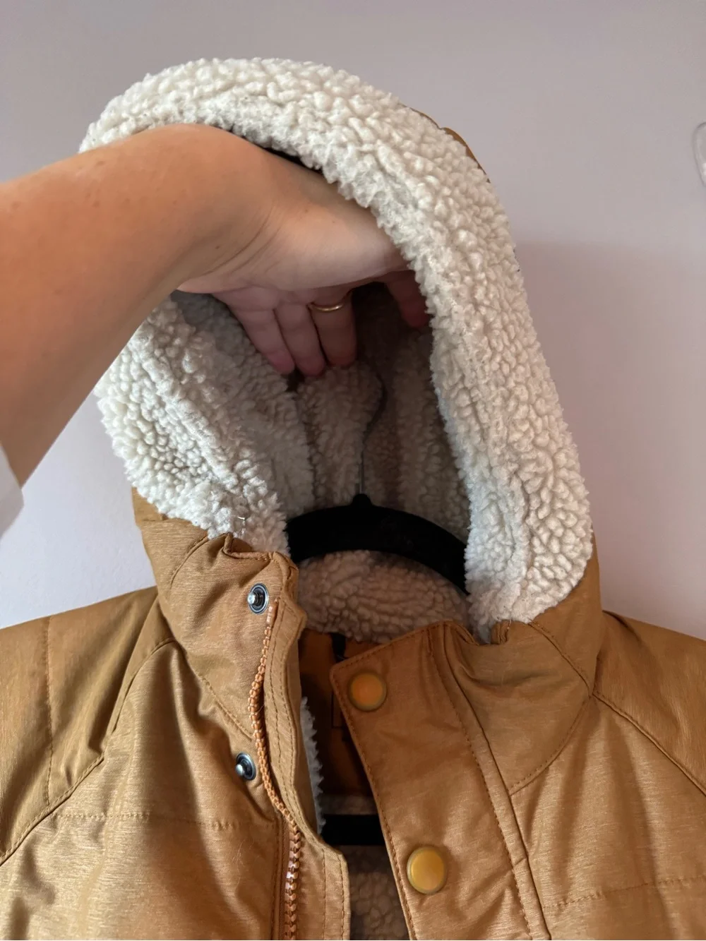L.L. Bean Toddler Boy Tan Sherpa Fleece Lined Puffer Hooded Jacket Coat Size 4T